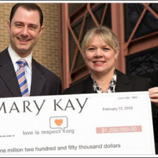 Mary Kay Renews Sponsorship of Dating Abuse Helpline