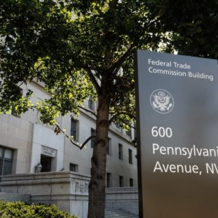 US Supreme Court Gives President Power to Remove FTC Commissioners without Cause