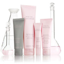 Mary Kay Launches Innovative TimeWise Miracle Set 3D