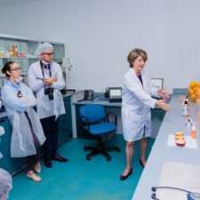Avon Unveils New R&D Lab in Mexico