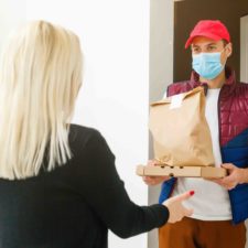 Spain Passes Law Classifying Delivery Workers as Staff