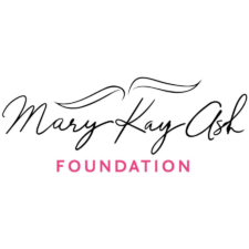 Mary Kay CEO Ryan Rogers Receives Texas Trailblazer Award 