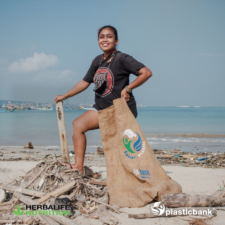 Herbalife Partners with Plastic Bank to Prevent Plastic Pollution 