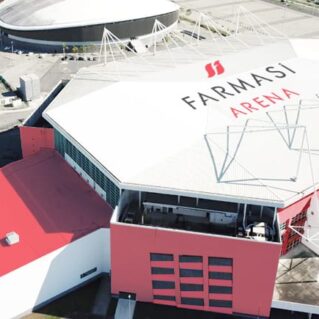 Farmasi Rebrands Iconic Rio Arena in Preparation for Brazil Launch